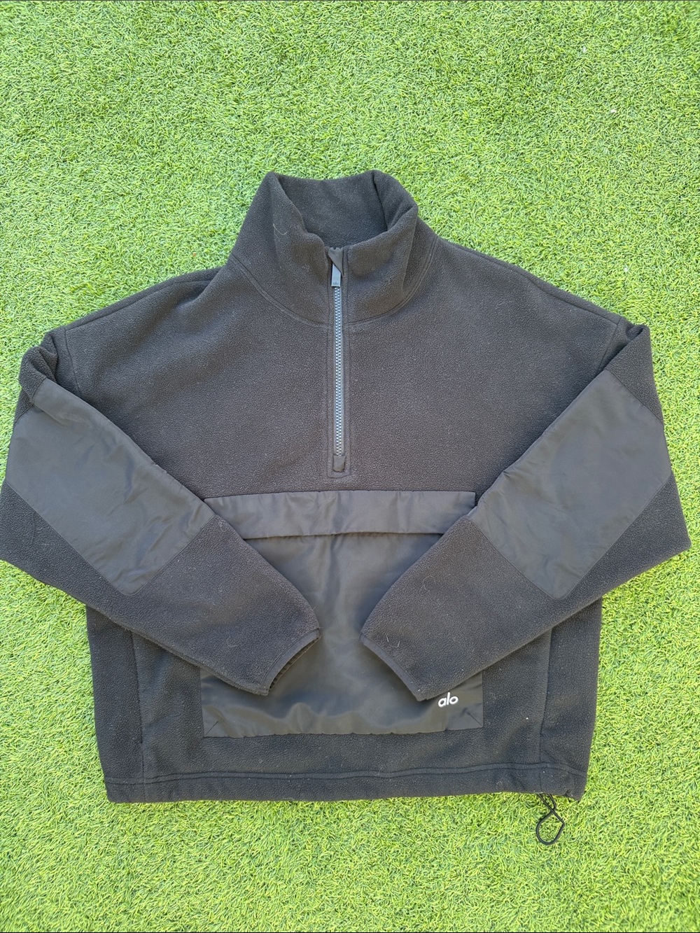 ALO Yoga Men’s Black Quarter-Zip Fleece Pullover